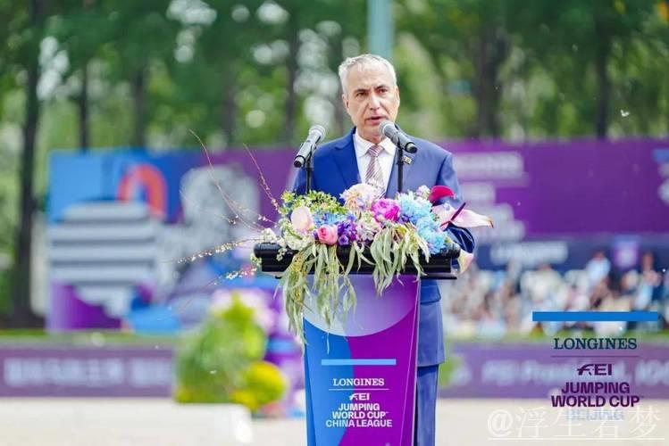 中国联赛揭幕在即，国际马联场地障碍世界杯引人关注